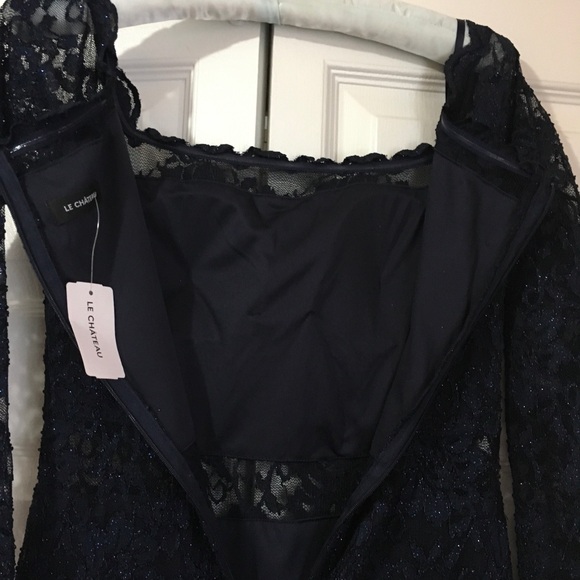 Stunning Lace Gown, Midnight Blue Off the Shoulder, NWT. Le Chateau. US4-6. - Picture 9 of 10